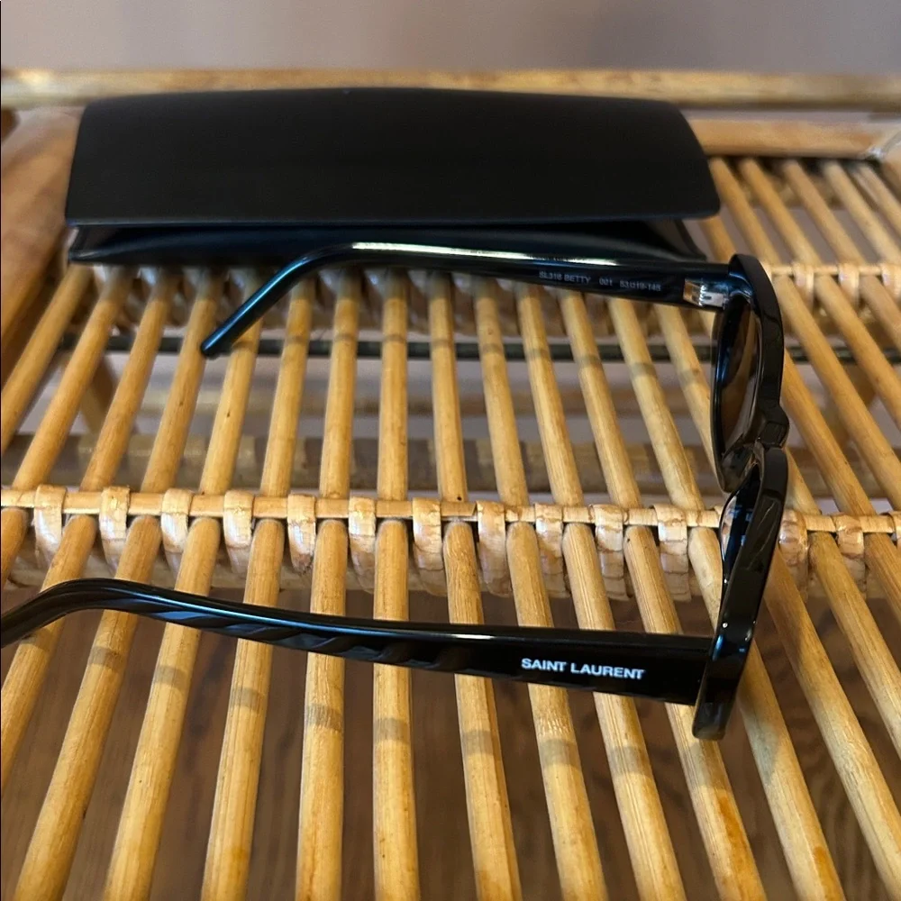 NWOT Saint Laurent black Betty sunglasses SL316 - Picture 4 of 5